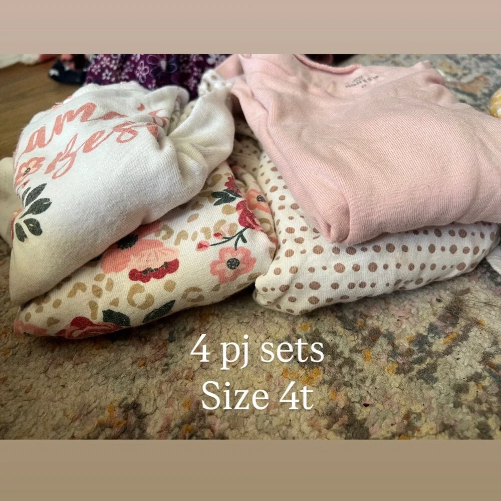 Assorted Colorful Fabric Bundle - Picture 4 of 5